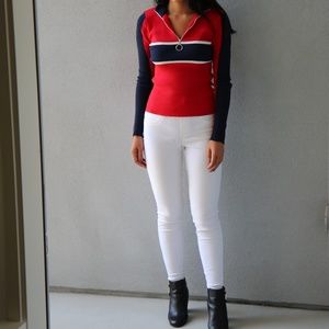 Soft sweater with zipper in red, white and blue